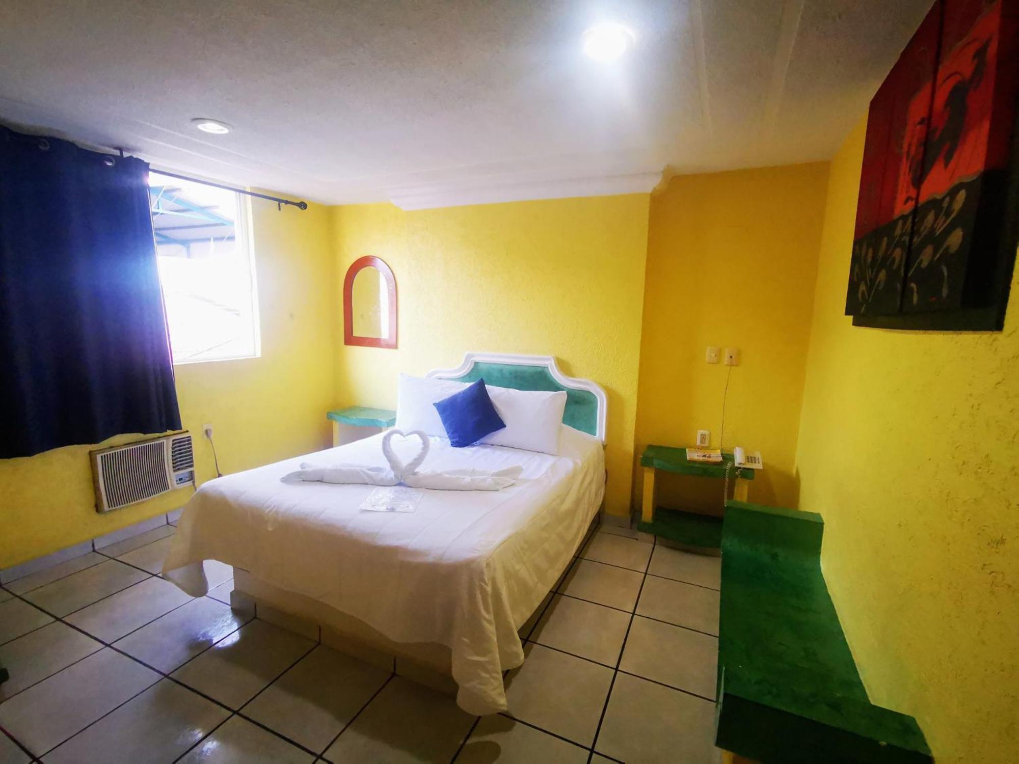 Casa Real Hotel Poza Rica ภายนอก รูปภาพ
